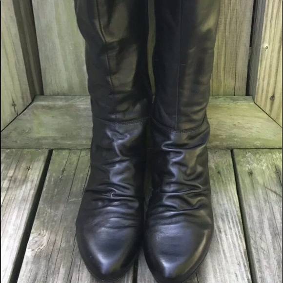 Clarks Shoes - Womens Clarks Tall Leather Black Boots Sz 8M
